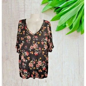 Shelia Rose Women's Top Floral Design Black Size Large Short Sleeve New Tags